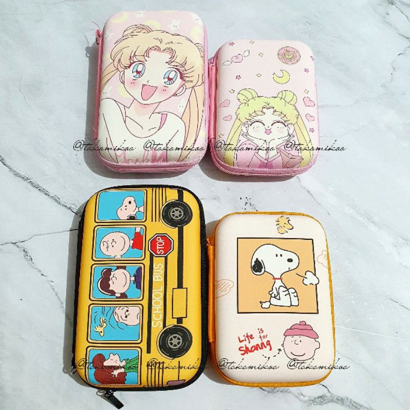 Pouch serbaguna hardcase / pouch handphone powerbank size M