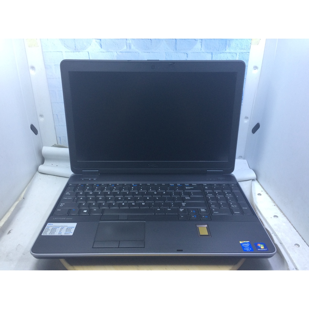 DELL LATITUDE E6540 I5 Intel Core i5-4310M RAM 8GB SSD 128GB