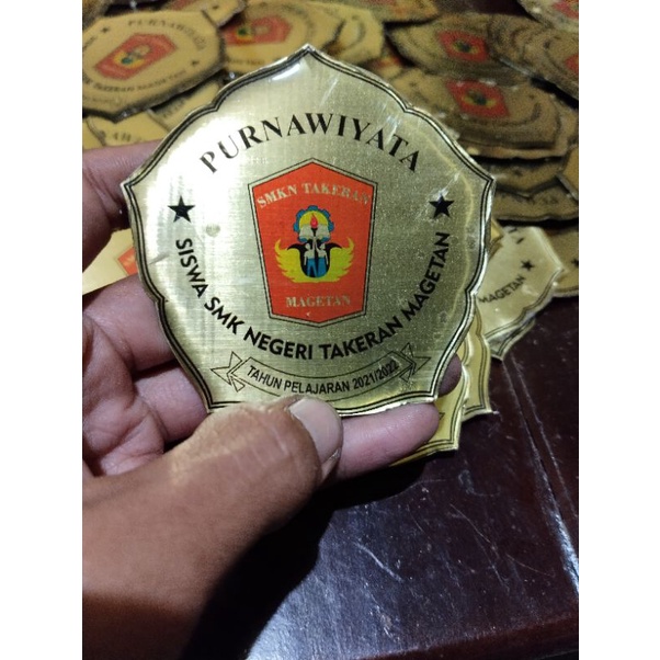 kalung wisuda kuningan non resin