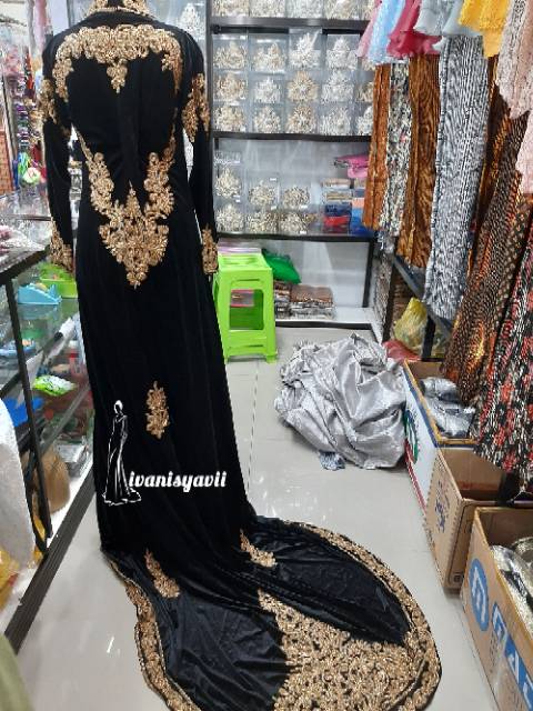 Kebaya Bludru Pengantin (Payet)