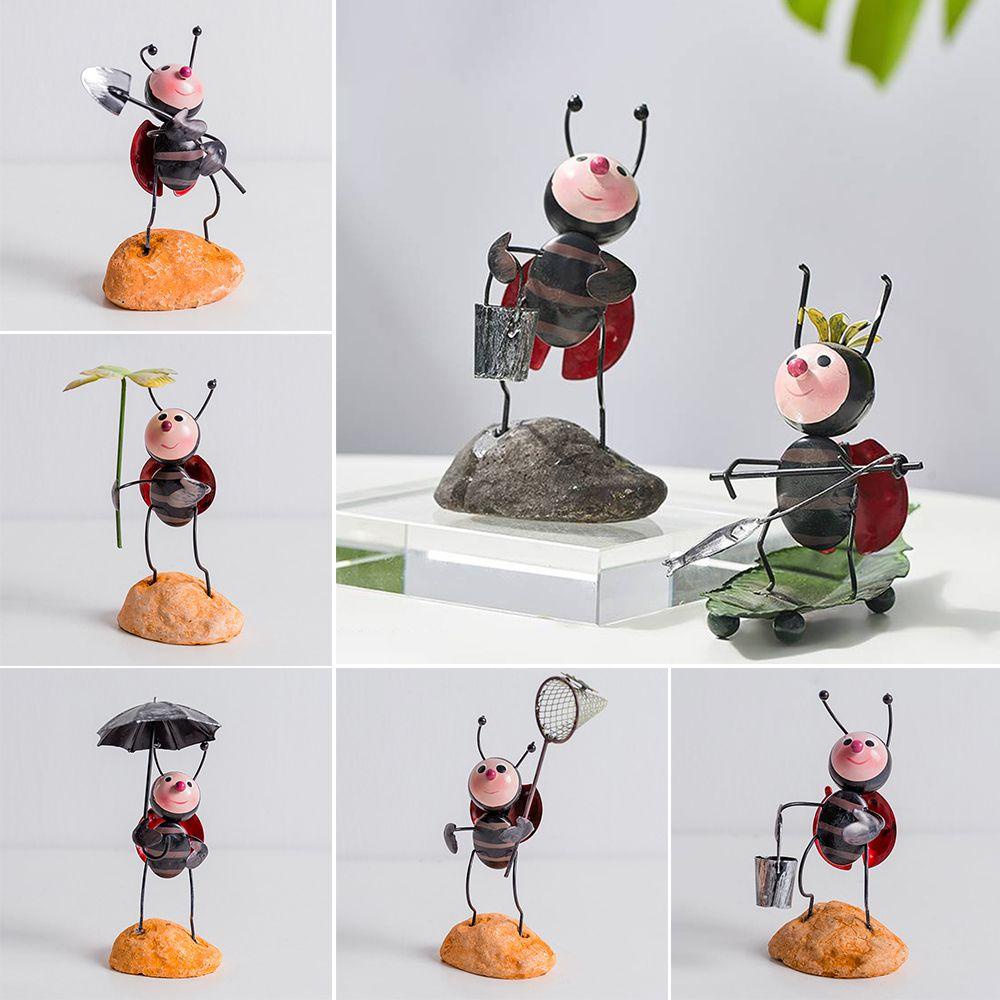 Populer Patung Patung Kepik Miniatur Aksesoris Art Decor Home Patung Modern