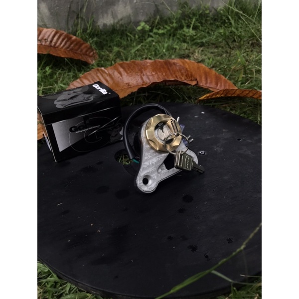 kunci kontak CB kabel 4 merk gorilla set manisan