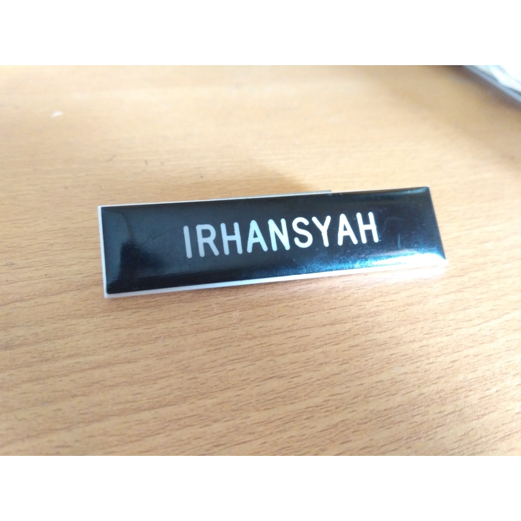 

Name Tag l Papan Nama Dada l Magnet & Peniti Resin