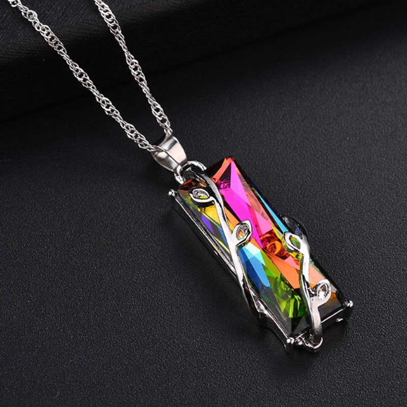 New 1pcs Hot sale Jewelry Rainbow Crystal Glass Leaves Square Pendant Necklaces For Women