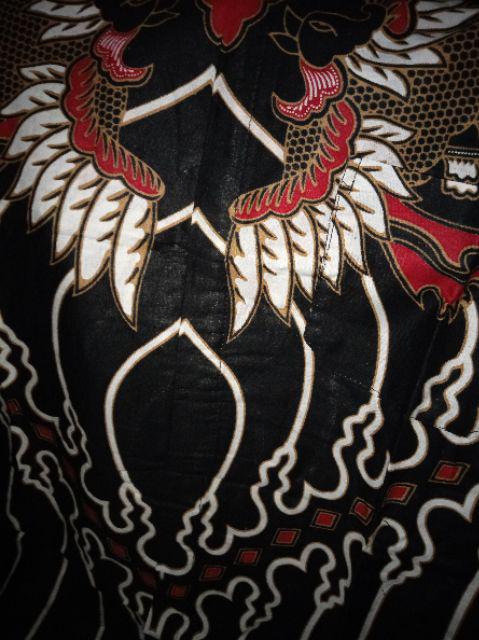 Kemeja Batik Serba Merah