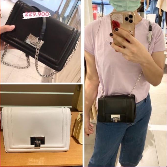 

JUAL STRADIVARIUS SLING BAG - PAKAI BUBBLE WRAP BEST SELLER DHF5143VFF