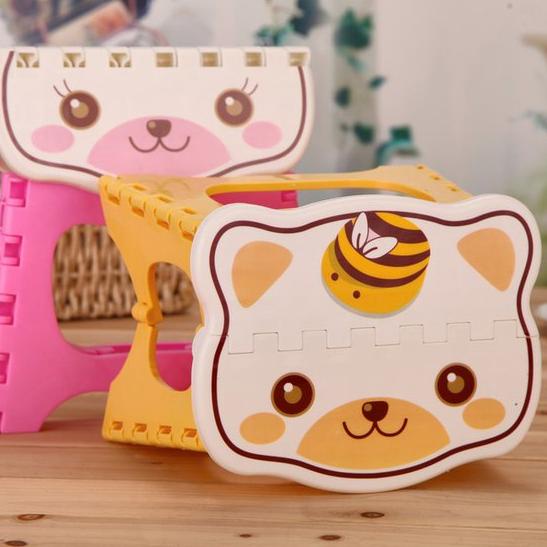 Kursi Lipat Anak Karakter / Bangku Plastik Kecil Foldable / Tempat Duduk Belajar Bermain Kids Chair 