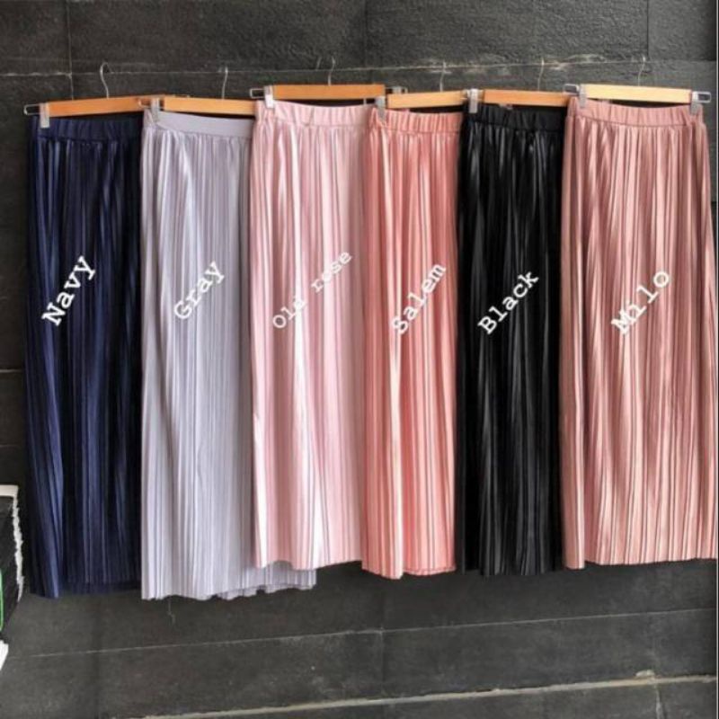 rok plisket premium import/ rok plisket panjang/ rok plisket bahan moscrepe