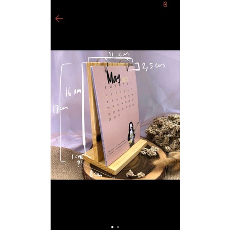 

Dudukan kalender kayu