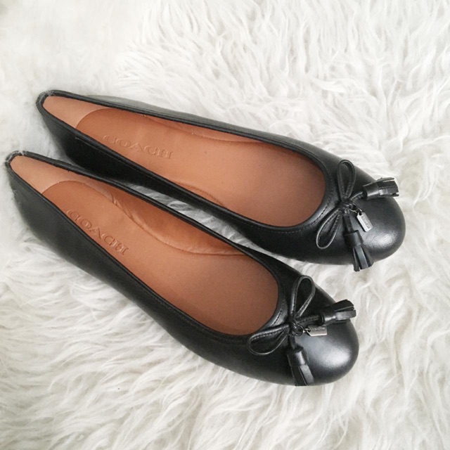 Coach flat shoes black