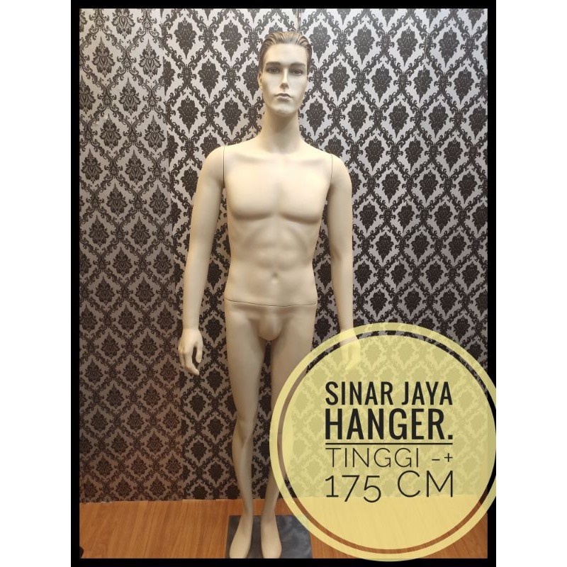 full body cowok jari karet ada wajah/manekin