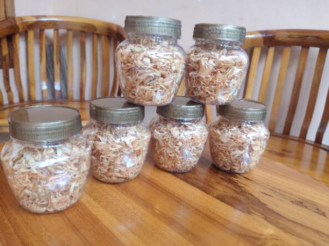 

Bawang goreng renyah gurih home made by @dapurnongnong