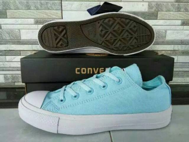 Sepatu Converse Chuck Taylor CT Ice Blue Cewek Cowok Sneakers Keren Murah