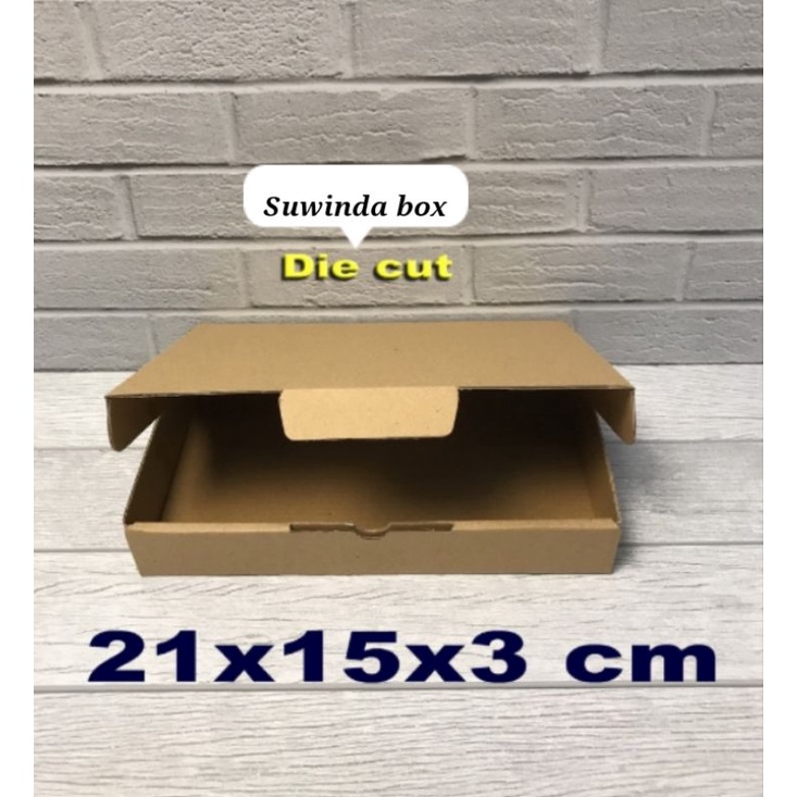 

KARDUS/KARTON/BOX Uk.21x15x3 cm .....model kardus pizza