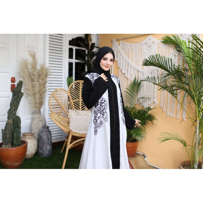 GALLERY EXCLUSIVE ABAYA HITAM MESIR