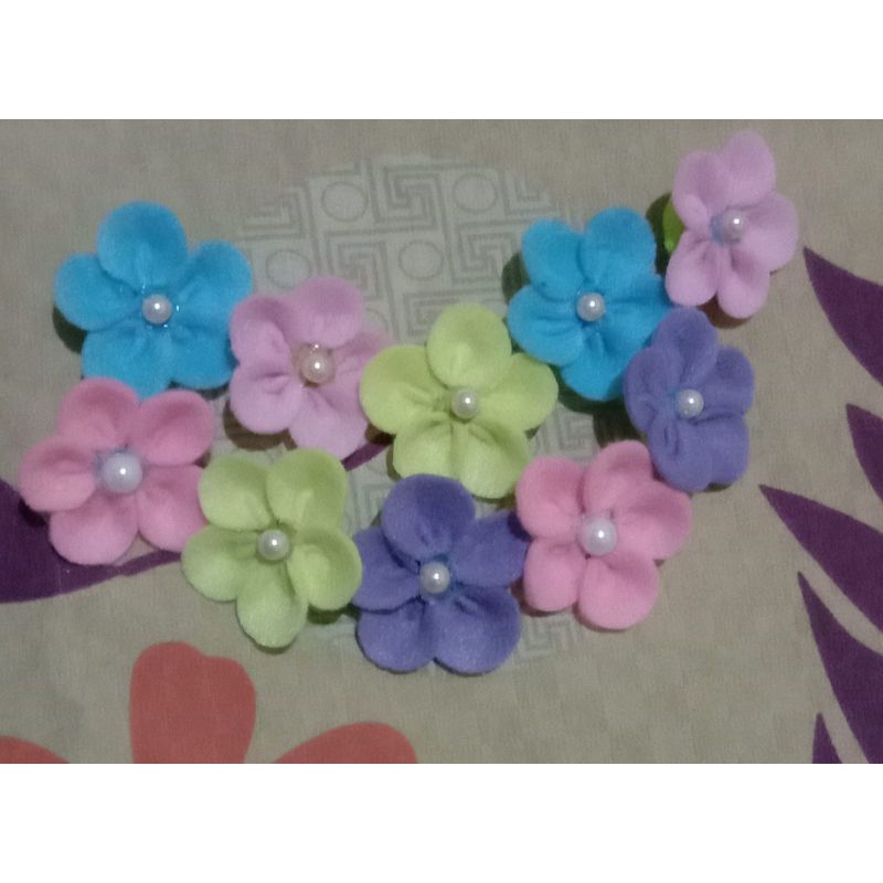 Bros  Bunga Kain Flanel Simple