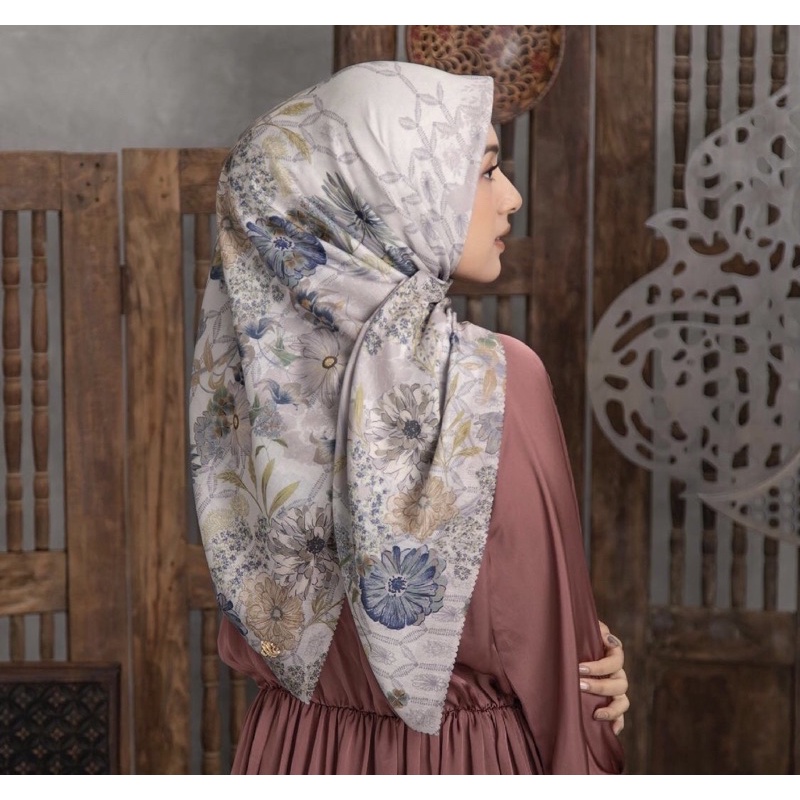Sandhya Scarf HEAVENLIGHTS