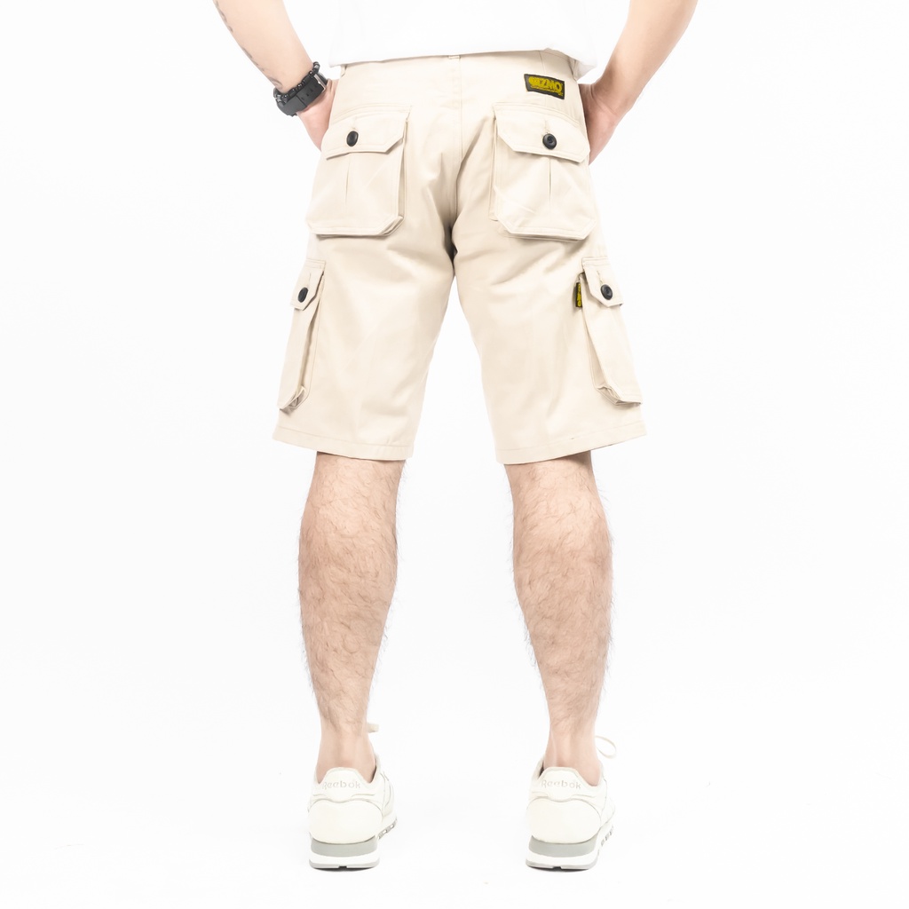 Gizmo Celana Cargo Pendek Cream Short Pants