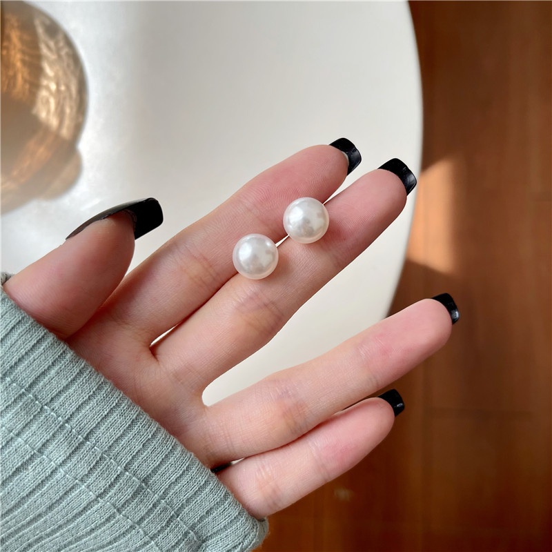 Anting Tusuk Mutiara Kecil Simple Untuk Wanita