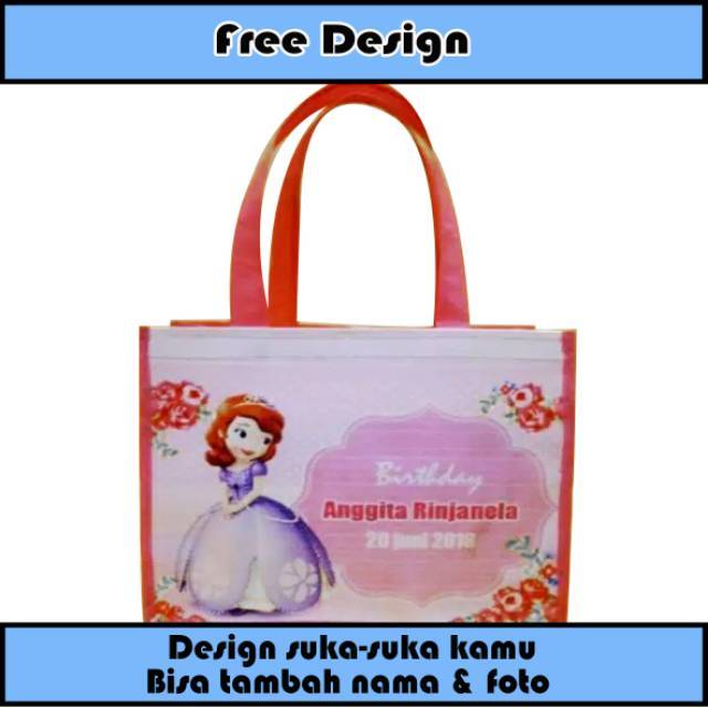 

TAS KADO \ TAS SOUVENIR ULANG TAHUN \ 25x10x20 SABLON FREE DESAIN