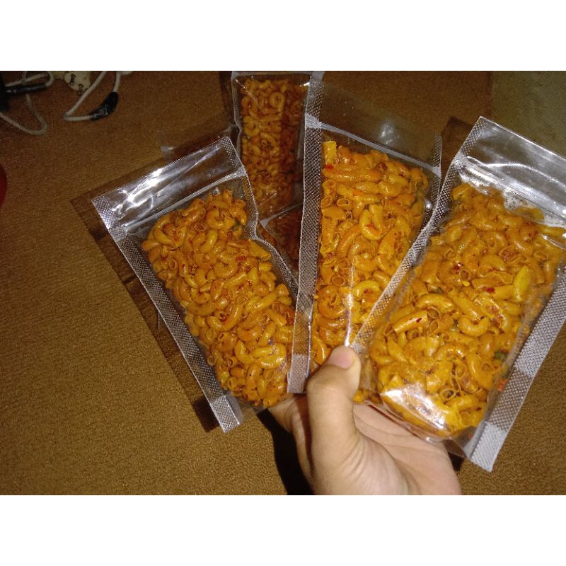 

Macaroni Pedas Daun Jeruk 80gr