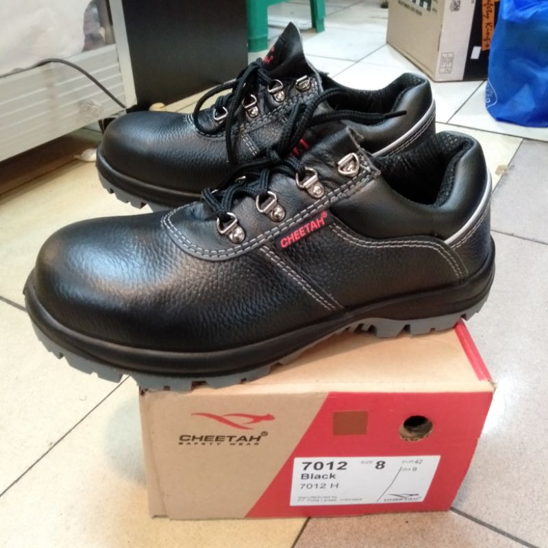 Sepatu Safety CHEETAH 7012 H / Sepatu Kerja Sefty Pria Kulit Asli Original