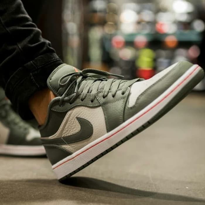 nike air jordan 1 low military green