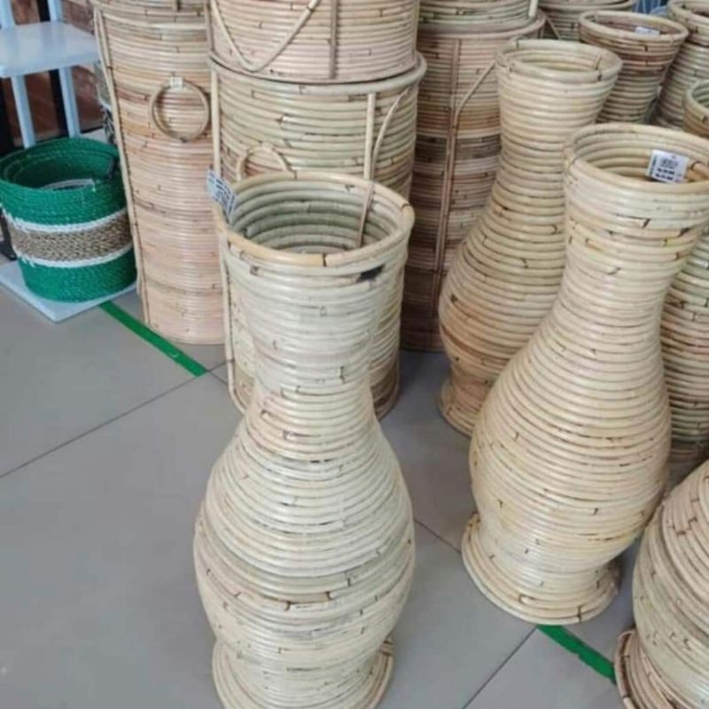 Vas Bunga Rotan / Guci Rotan / Pot Bunga Bahan Full Rotan