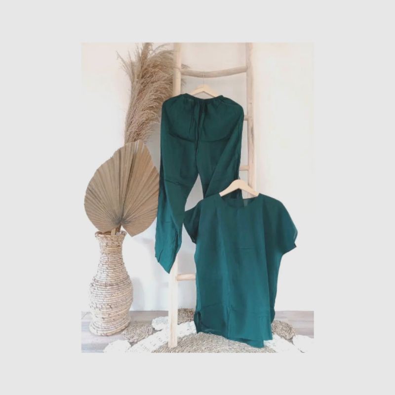 

one set polos