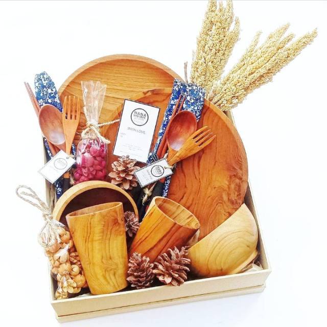 ALANA WEDDING HAMPERS  COUPLE SET / PIRING KAYU /MANGKOK KAYU / GELAS KAYU / WEDDING GIFR