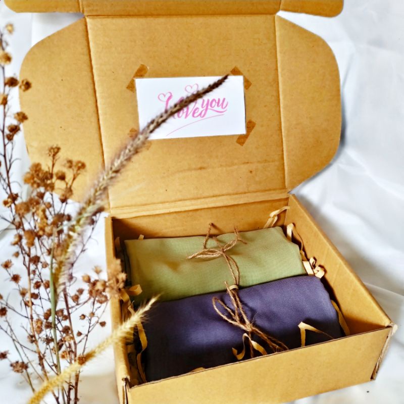 

Gift box, hampers hijab