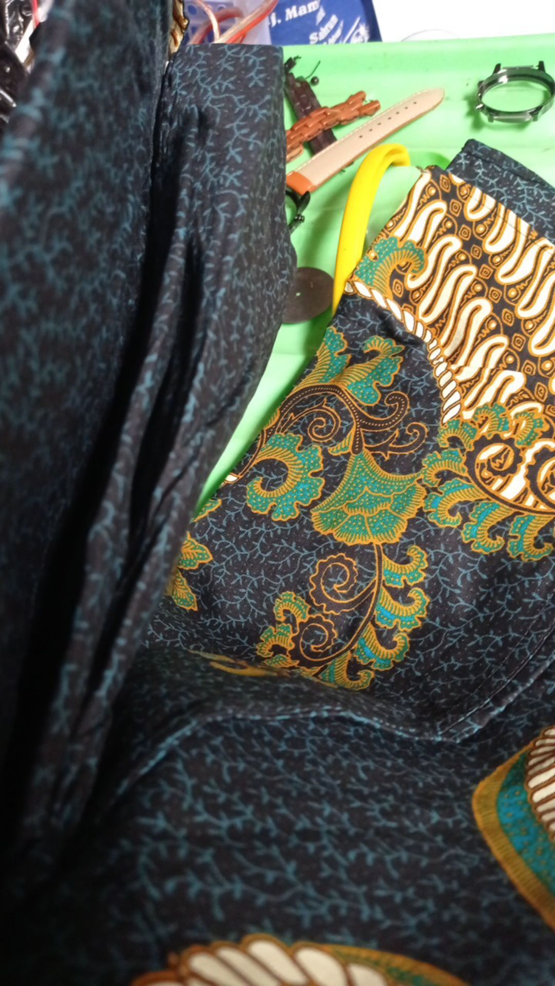 Hem Kemeja Batik Pria Slim Fit Modern Mewah Kualitas Premium