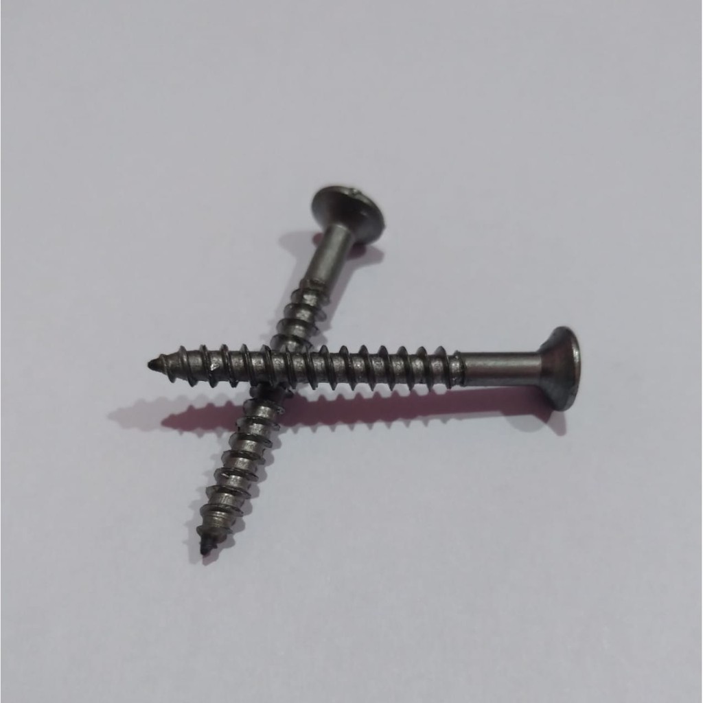 Skrup 1 1/2&quot; x 8mm