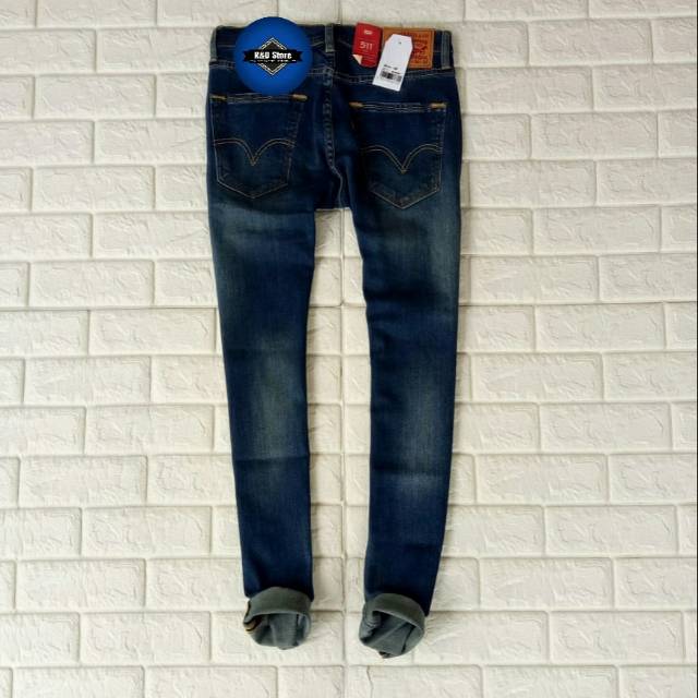 Levis Jeans 511 
Made in Mexico 
Slim Fit
