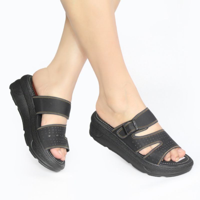 Wedges Wanita Sandal Slop Mulan 2452