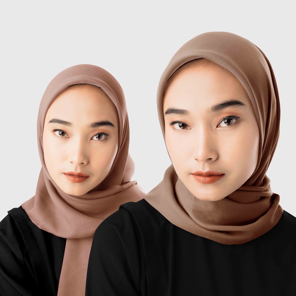 MALOVA Bella Square Hijab Jilbab Kerudung Polos Segi Empat Bahan Polycotton 2.0