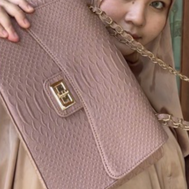 preloved tas kyra bag local.id all in good condi no damage (minus box)