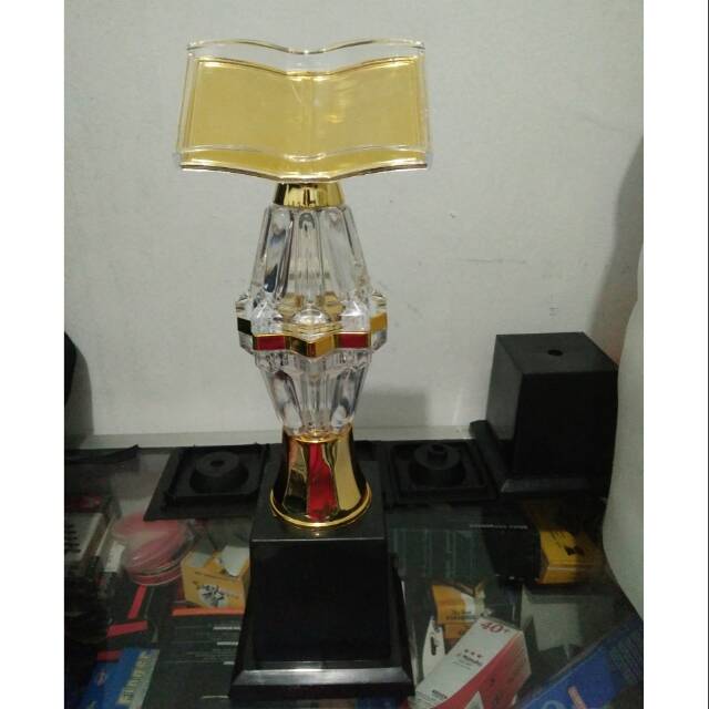 Trophy piala manasik satuan murah