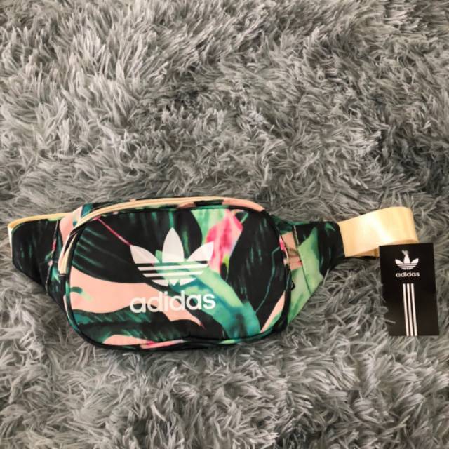 Adidas floral waist bag | Shopee Indonesia