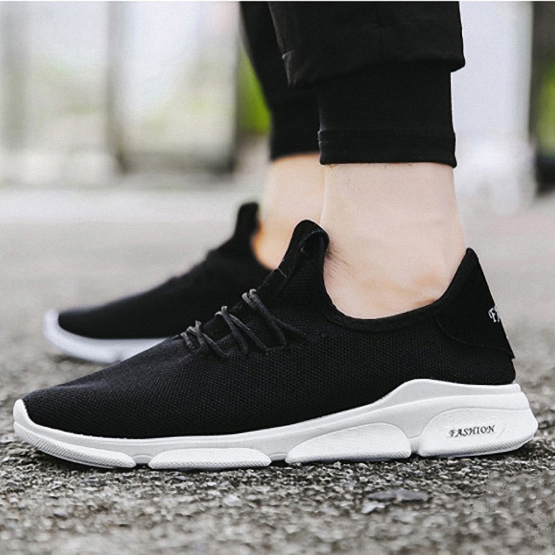 Highland Sepatu Pria Hitam Sneakers Cowok Import Kasual Sepatu Running Lentur Ringan Sepatu Olahraga Murah KSP102