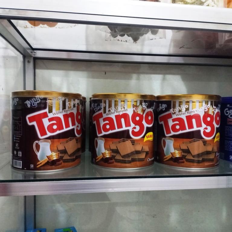 

tango coklat kaleng