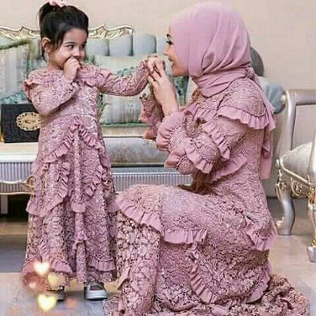 Butik Jahit Gaun Pesta Ibu Anak Seragam Pesta Keluarga Wisuda Kebaya Gamis Busana Muslim