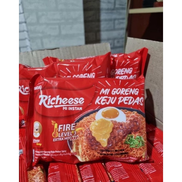 

Richeese mie goreng keju pedas level 3 ready