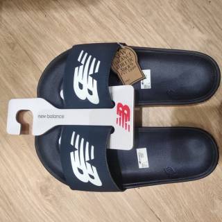 harga sandal new balance original