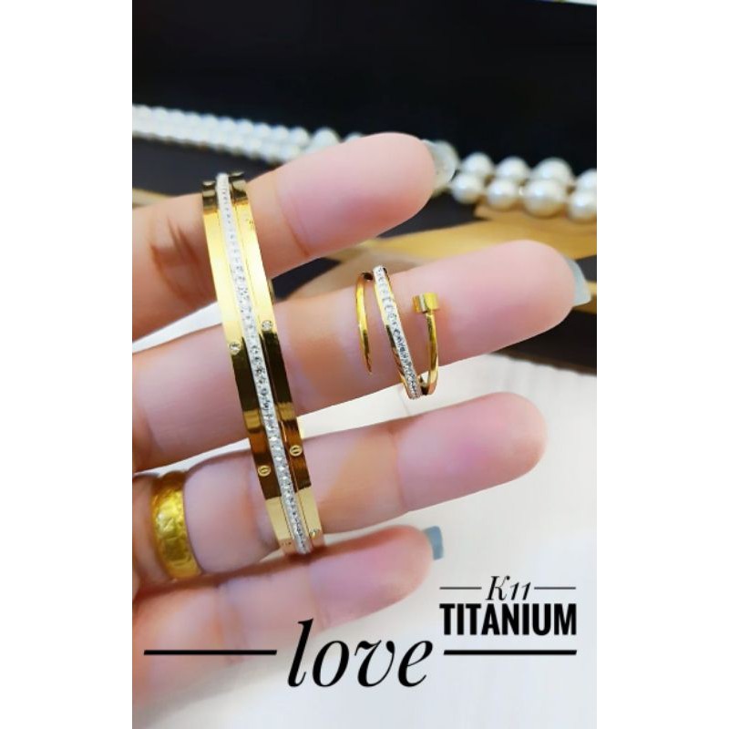 Titanium Gelang dan Cincin Wanita Kt122