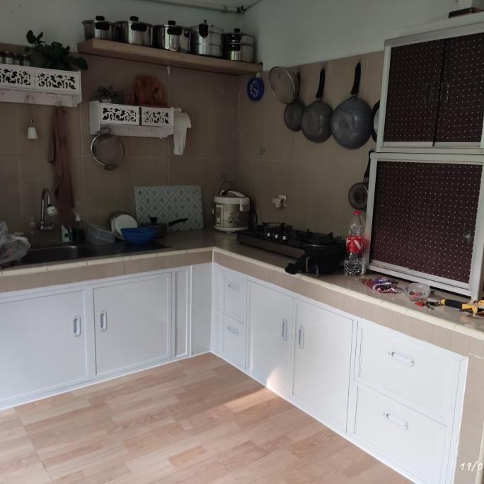 AE54Z81 KITCHEN SET BAWAH KOMPOR + LACI RAK PIRING SDG5145GBF