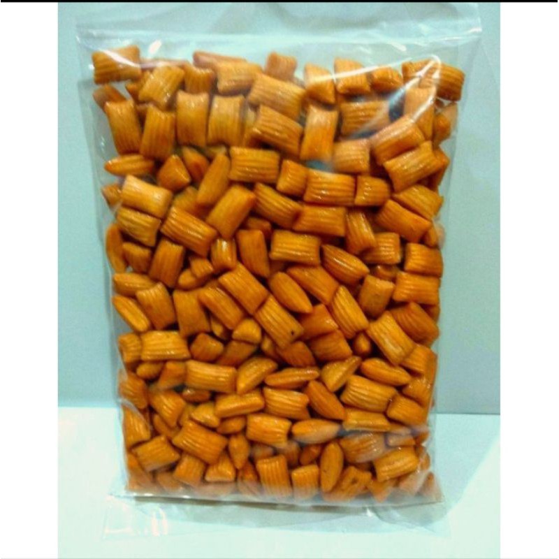 

pang-pang snack jadul rasa gurih,pedas manis.berat 250 g