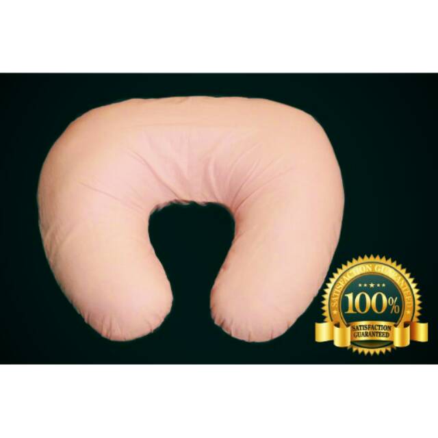 Bantal menyusui pink