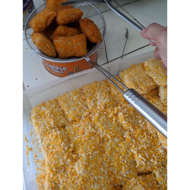 

RISOLES MAYONES HOME MADE/RISOLES SAYUR AYAM ROGUT/RISOLES FROREN/RISOLES ISI 5