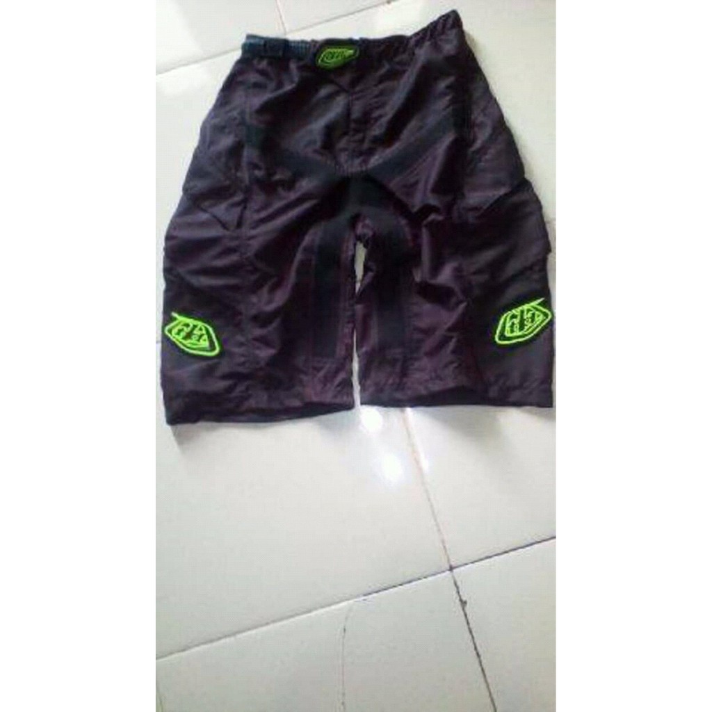 celana trail pendek model tld nyaman berkualitas